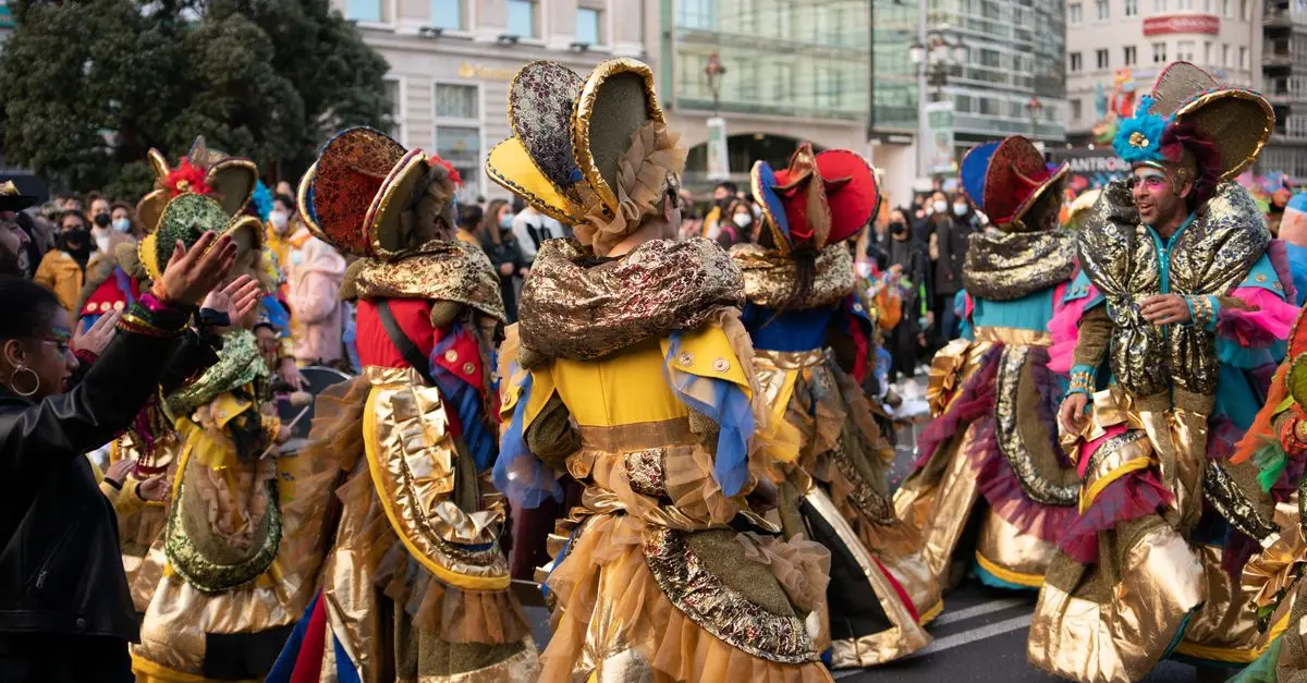 Cómo disfrutar de un festival cultural en español: consejos y recomendaciones