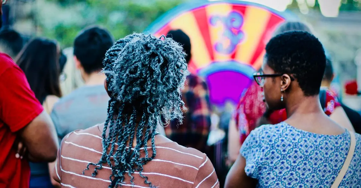 Cómo organizar un evento cultural en español: consejos esenciales