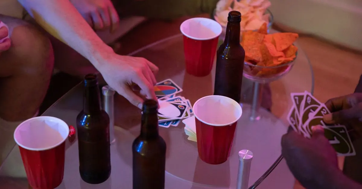 Cómo organizar una noche de trivia en español: consejos y juegos