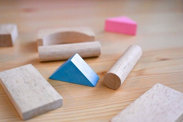 10 consejos para organizar una noche de trivia en español inolvidable